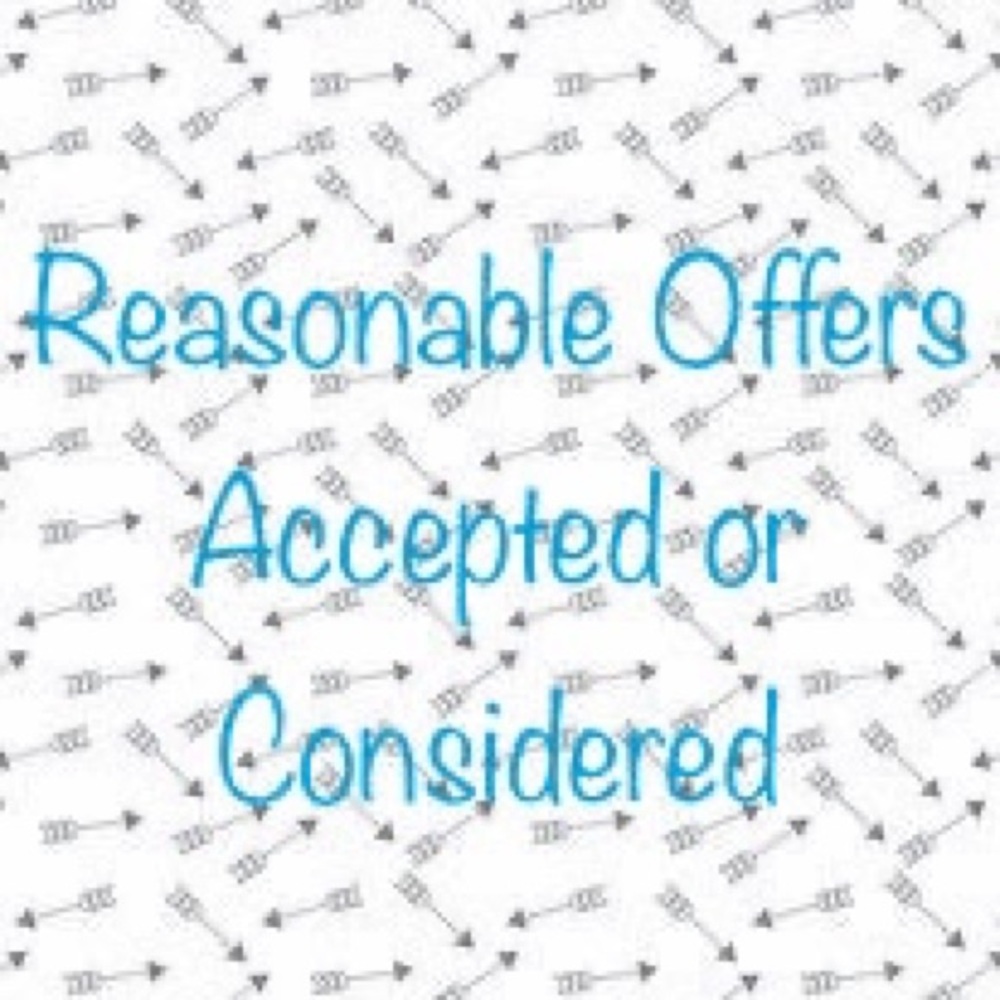 🌻Offers Always Welcome!🌻